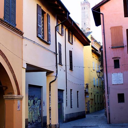 Appartamento Alle Due Torri Bologne Extérieur photo