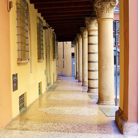 Appartamento Alle Due Torri Bologne Extérieur photo